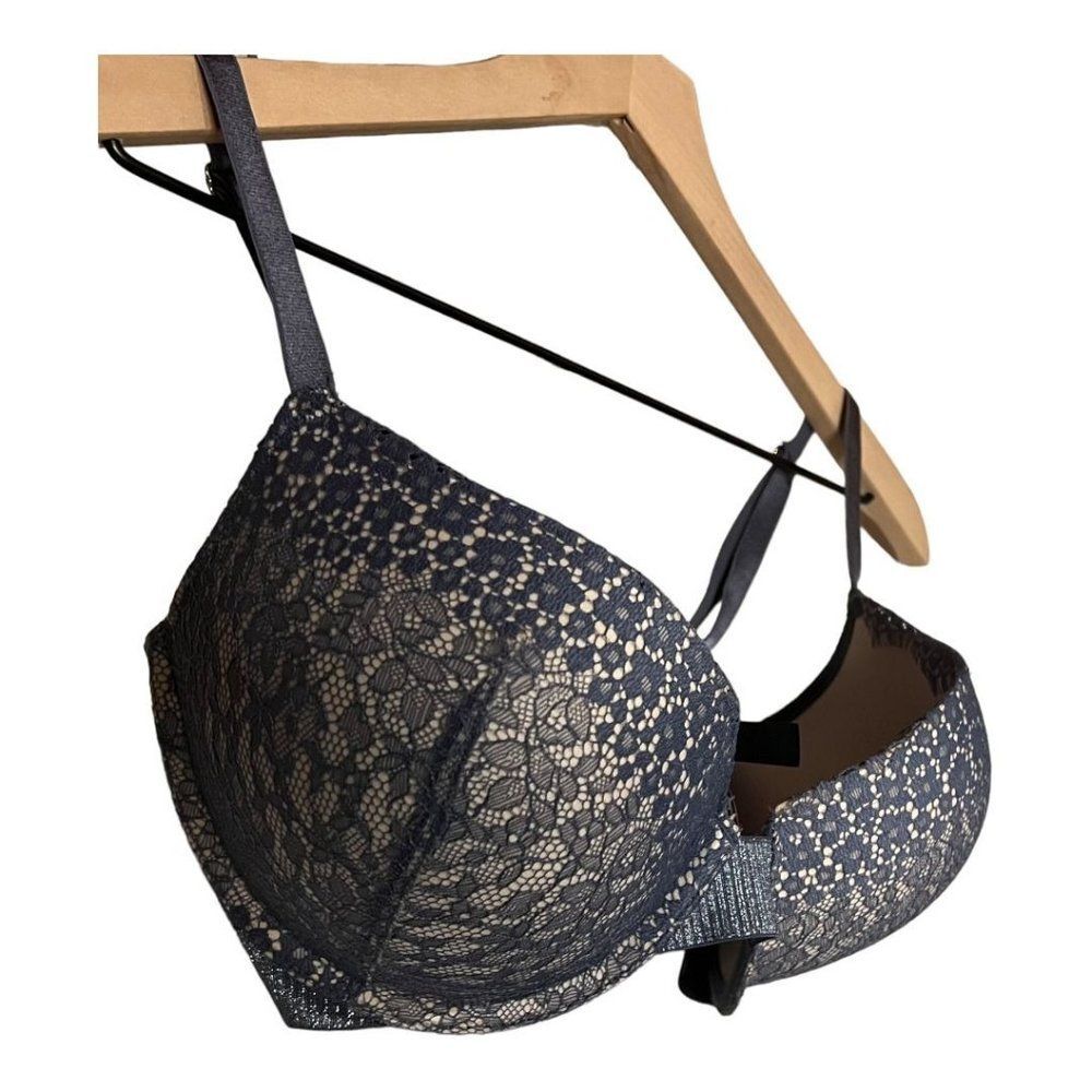 Victoria's Secret Bra Lace Very Sexy Push Up Undergarment Brassier 32DDD Blue